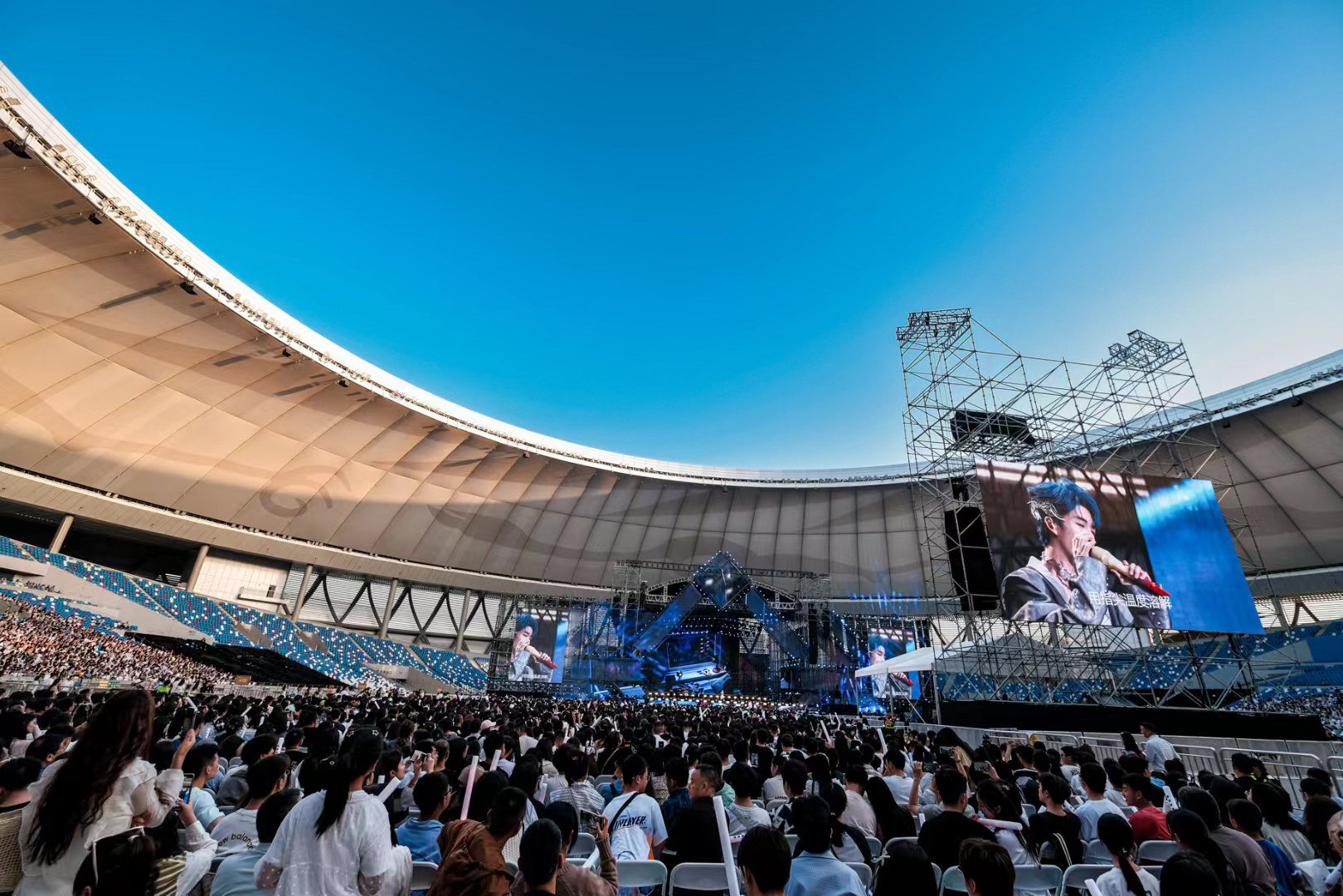 營業性演出許可證 表演團體與演出機構的區別及營業性文藝表演解析